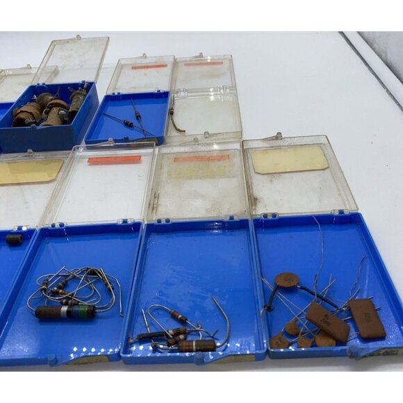 Vintage Carbon Comp Resistors Capacitors Electronics Mixed Lot in Storage Cases - Picture 15 of 16